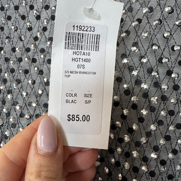 Hot & Delicious Black Sequin Crop Blouse *NWT - Picture 4 of 13